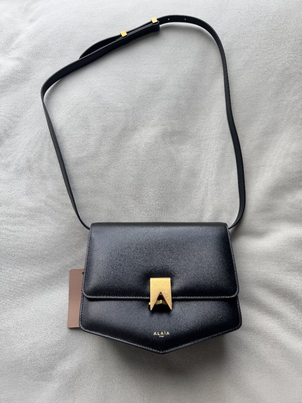 Alaïa Le Papa Large Leather Crossbody Bag